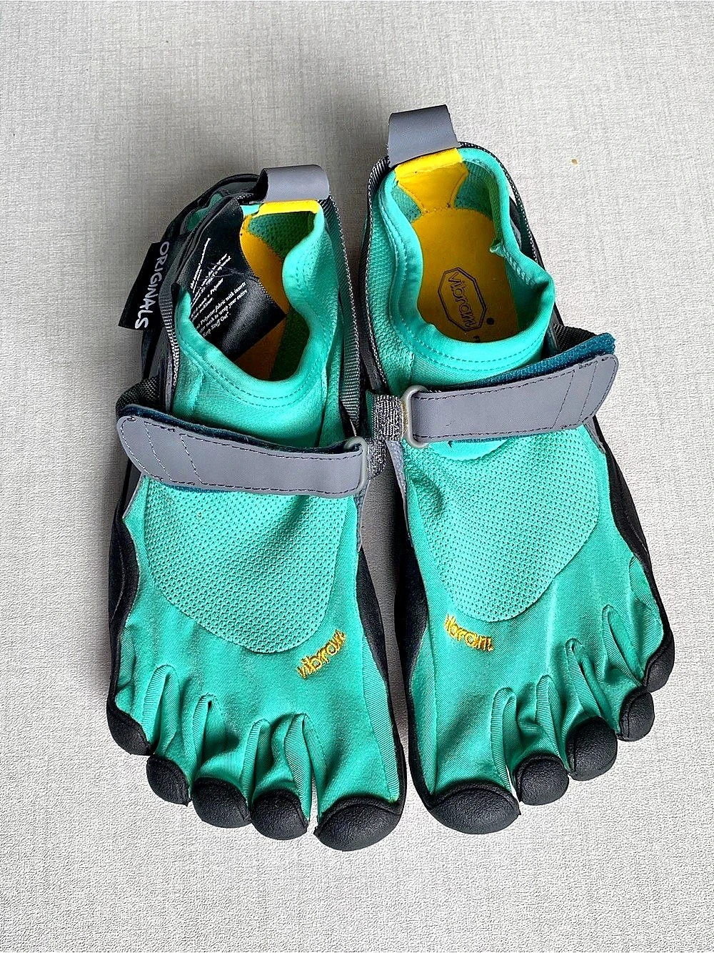 NEW Vibram FiveFingers KSO Athletic Shoes Size 7.5-8 Barefoot